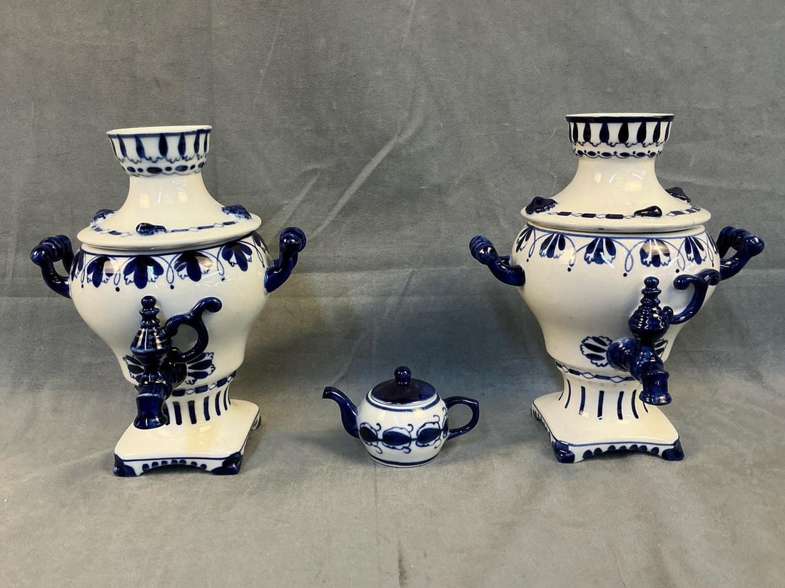 Russian Porcelain (1 of 7)