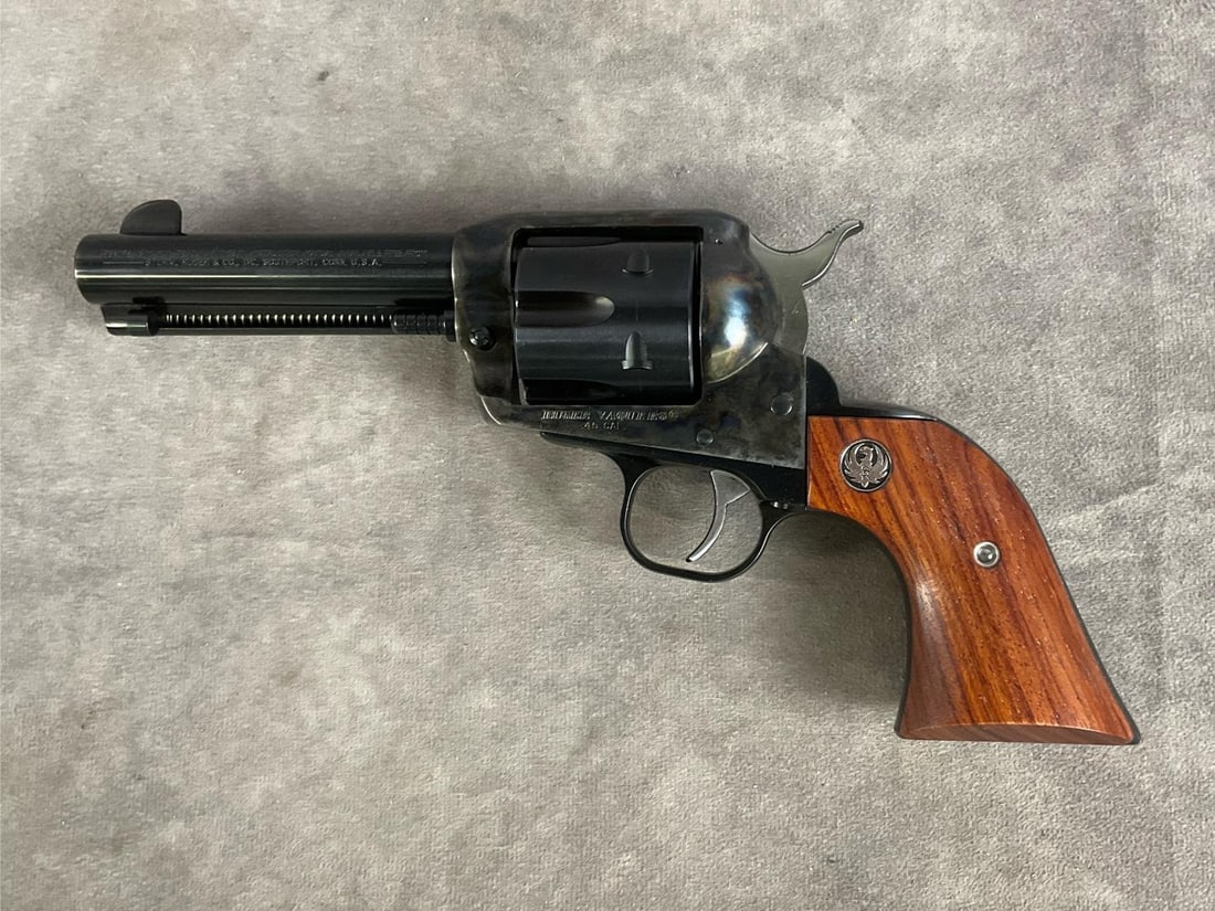 Ruger Vaquero 45 Colt Revolver (1 of 7)