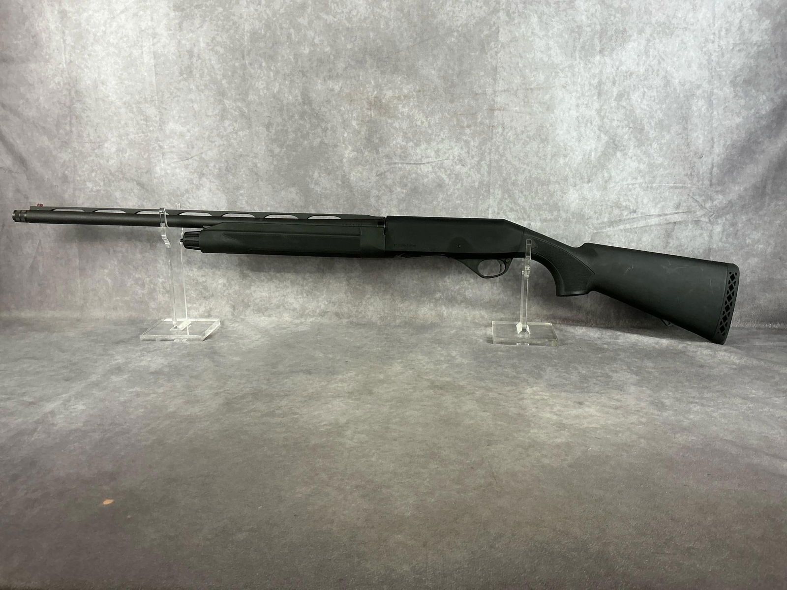 Stoeger M3K 12 Ga Turkey Sotgun: Serial # 1618021 Clean bore and in good condition. Light scratching on metal and synthetic parts. Barrel length 24.5 inches, overall length 46 3/4 inches.