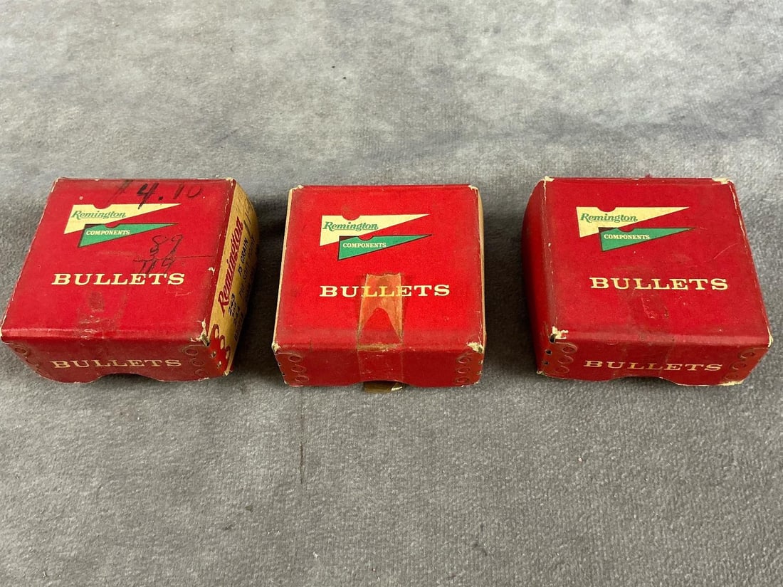 Remington 243 and 244 Cal Bullets: 300 total. Vintage 75 GR .243 Dia. soft point bullets. Box measures 2.5 inches long X 2.5 inches wide X 1 inch high.