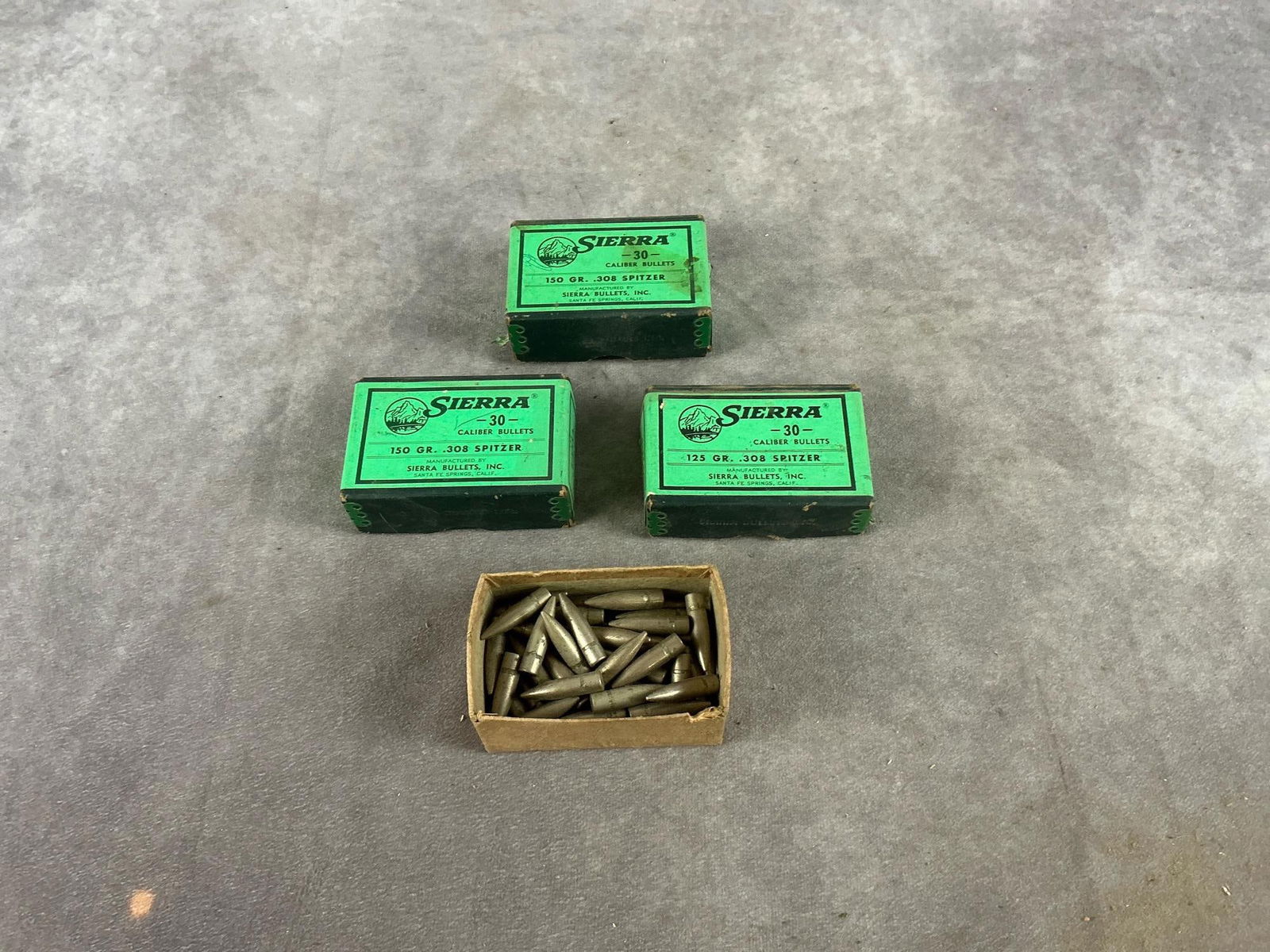 Sierra .30 Caliber Bullets: 1 lot assorted grain bullets 177 total. One box unopened, one box empty. Box measures 3.75 inches long X 2.5 inches wide X 1.5 inches high.