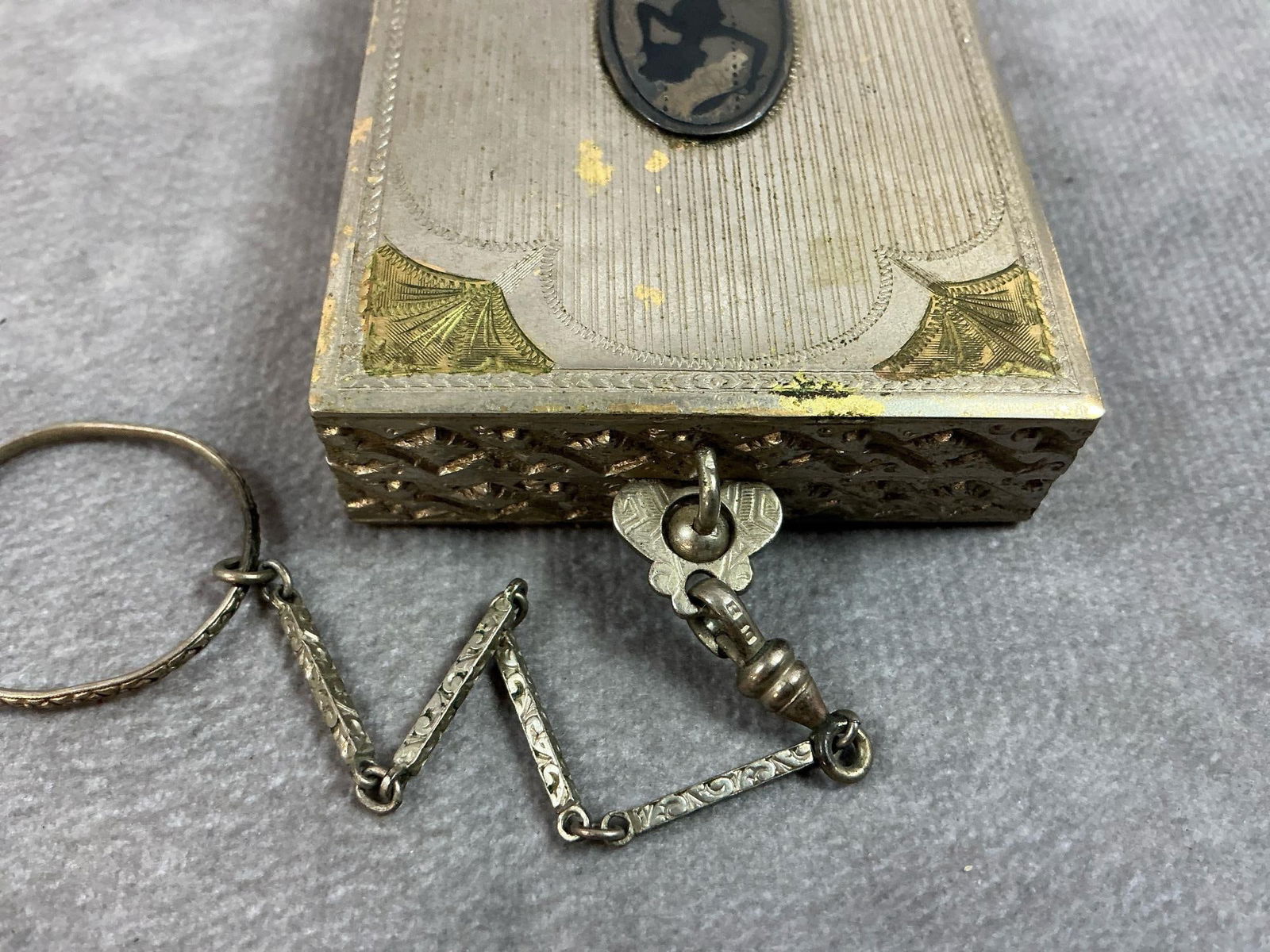 Vintage Ladies Compacts - 7