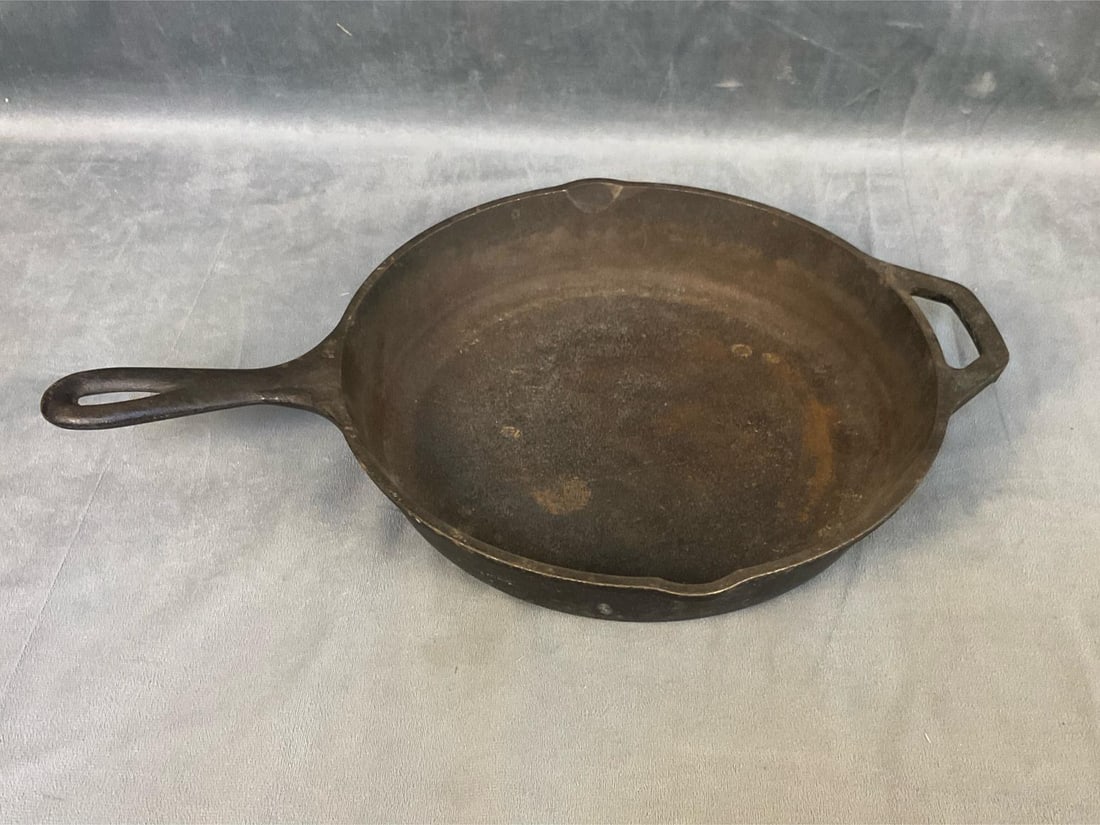 Cast Iron Collection - 6