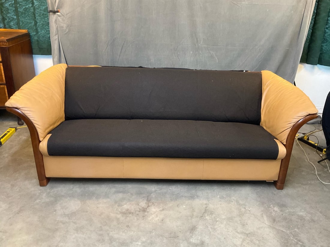 Ekornes Sofa - 12