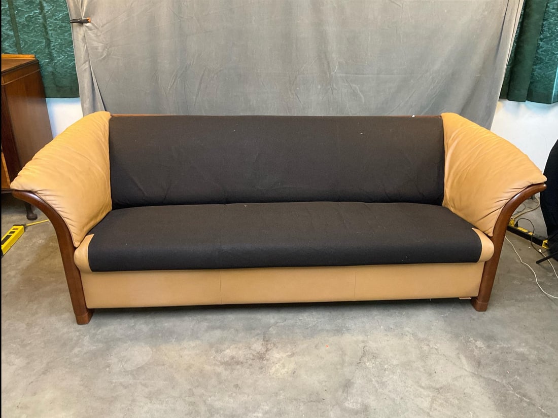 Ekornes Sofa - 13