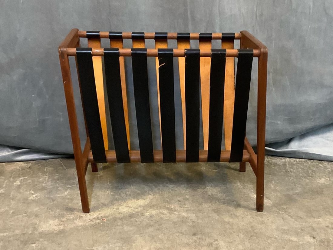 MCM Magazine Rack - 3