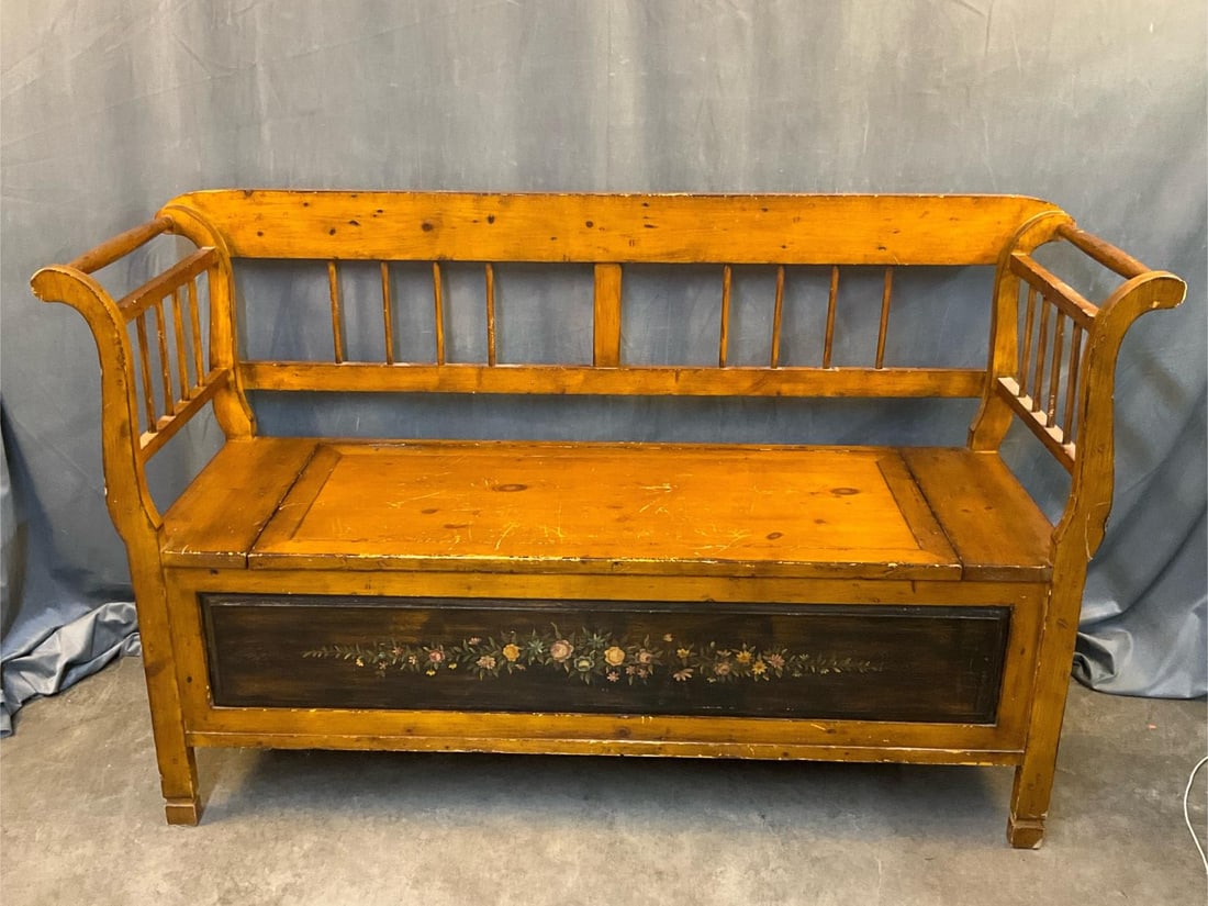 Settle Bench (1 of 7)