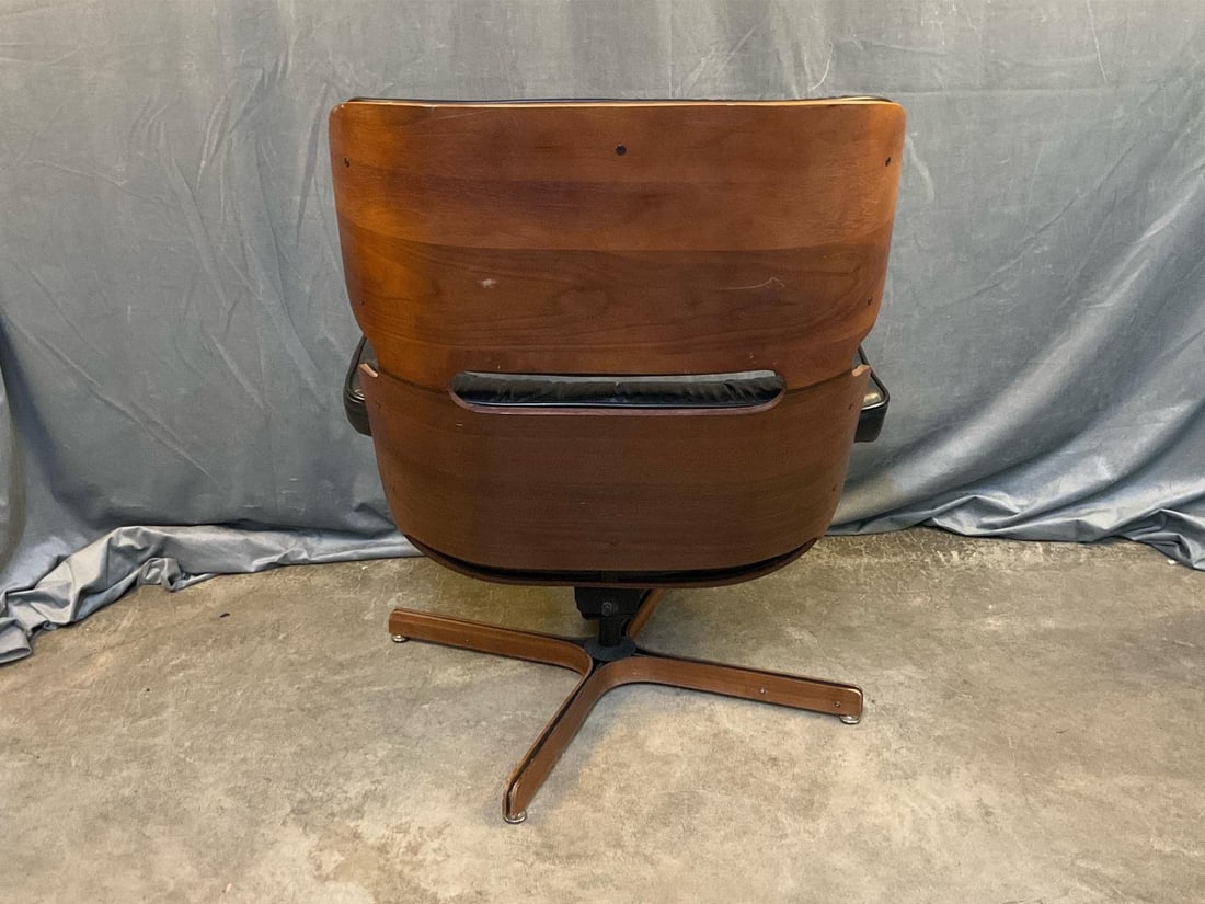 MCM Chair - 5