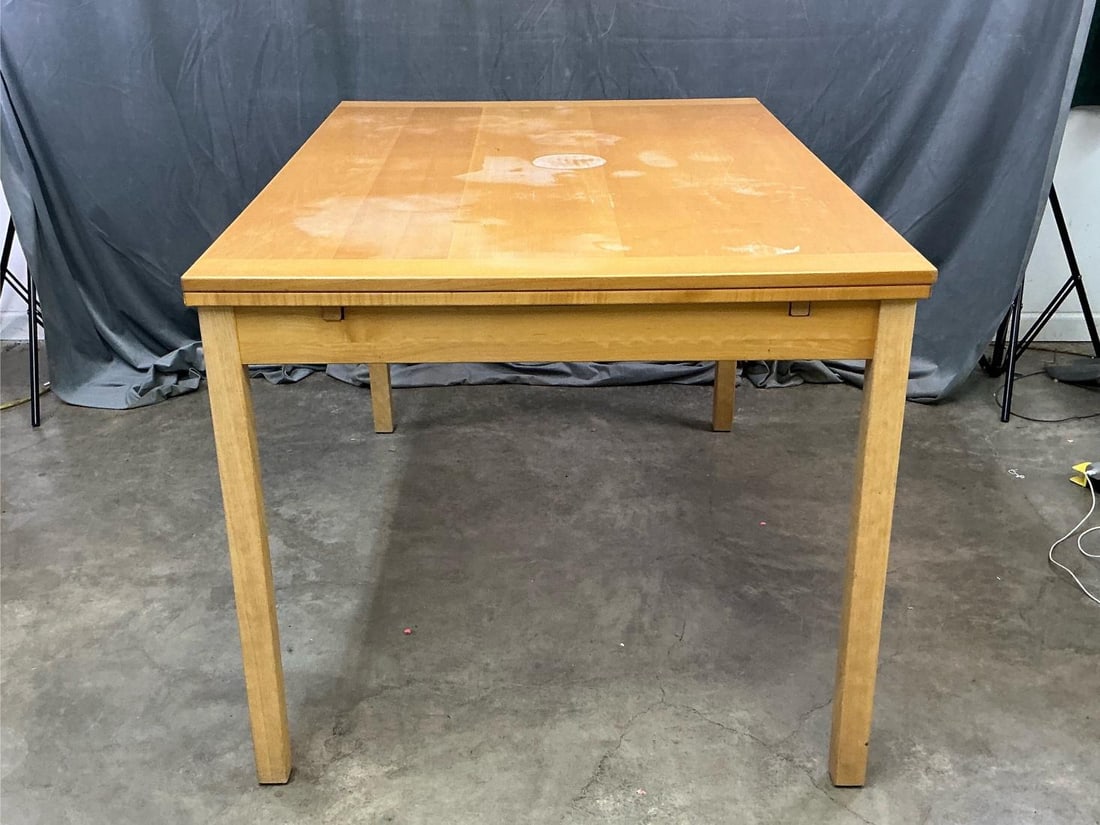 Table Danish Modern - 3