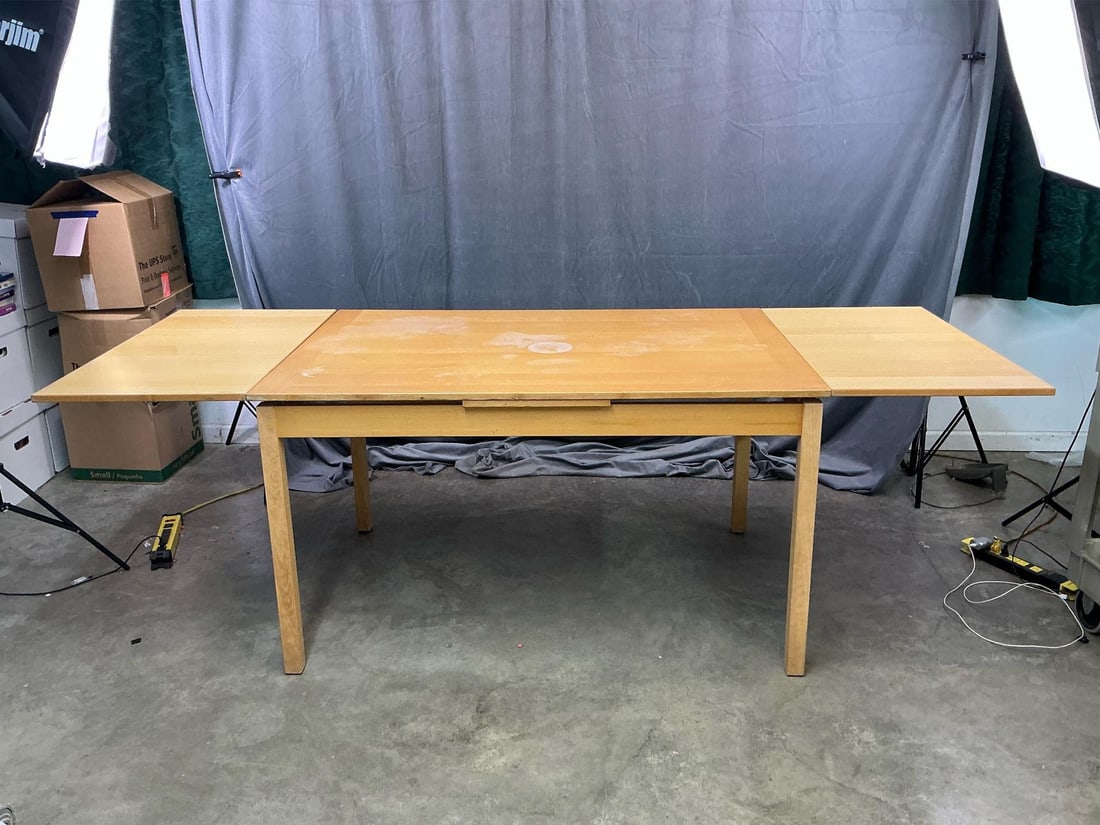 Table Danish Modern - 6