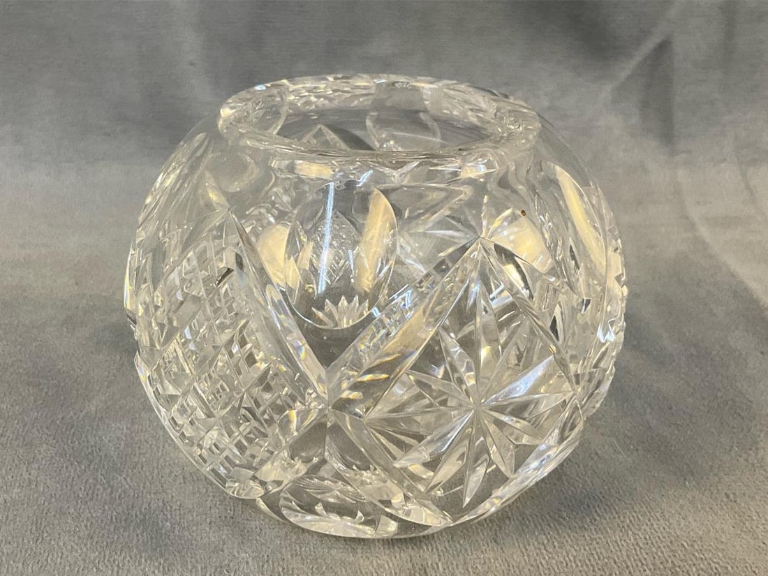 Assorted Glassware - 16