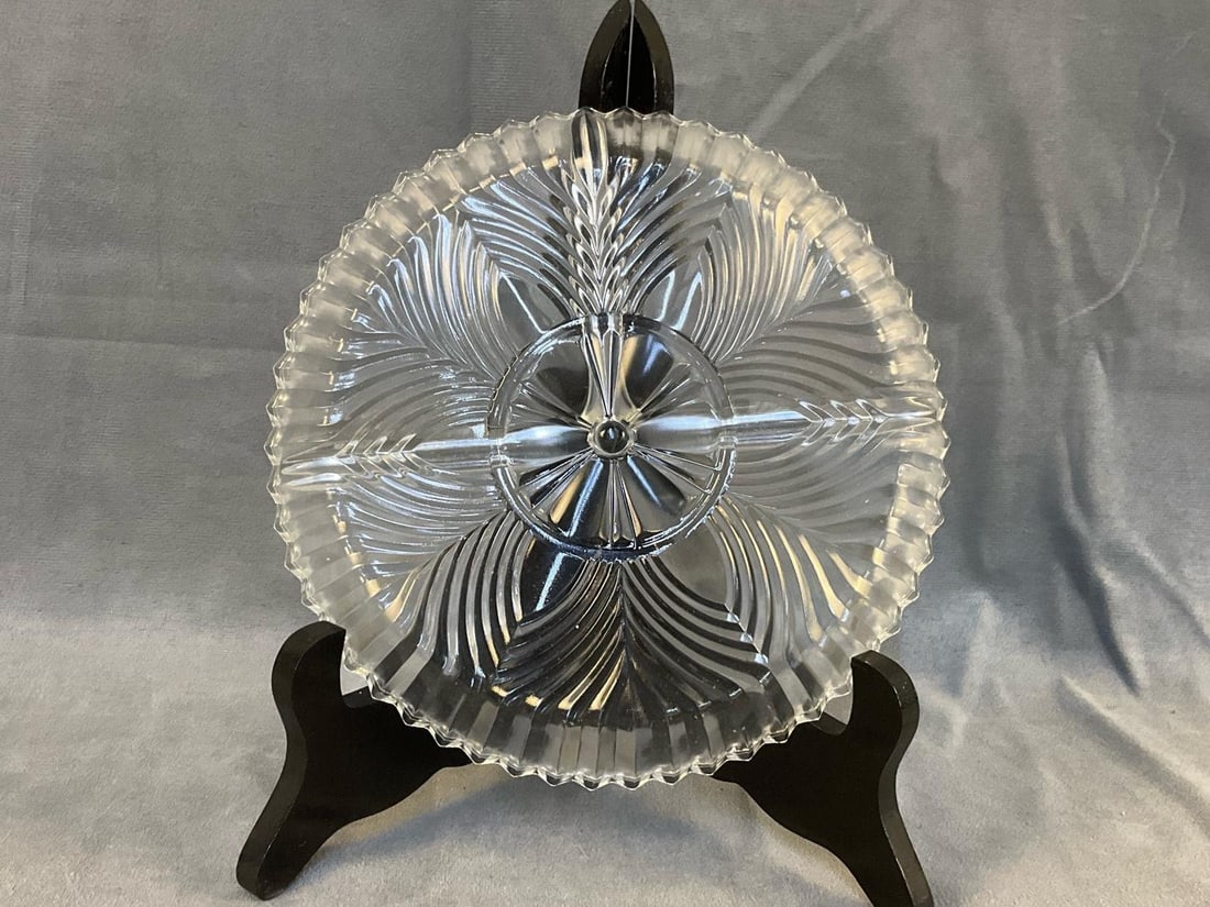 Assorted Glassware - 8