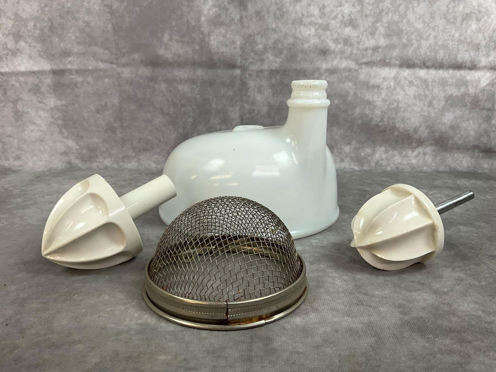 Sunbeam Mixer with Attachments - 7