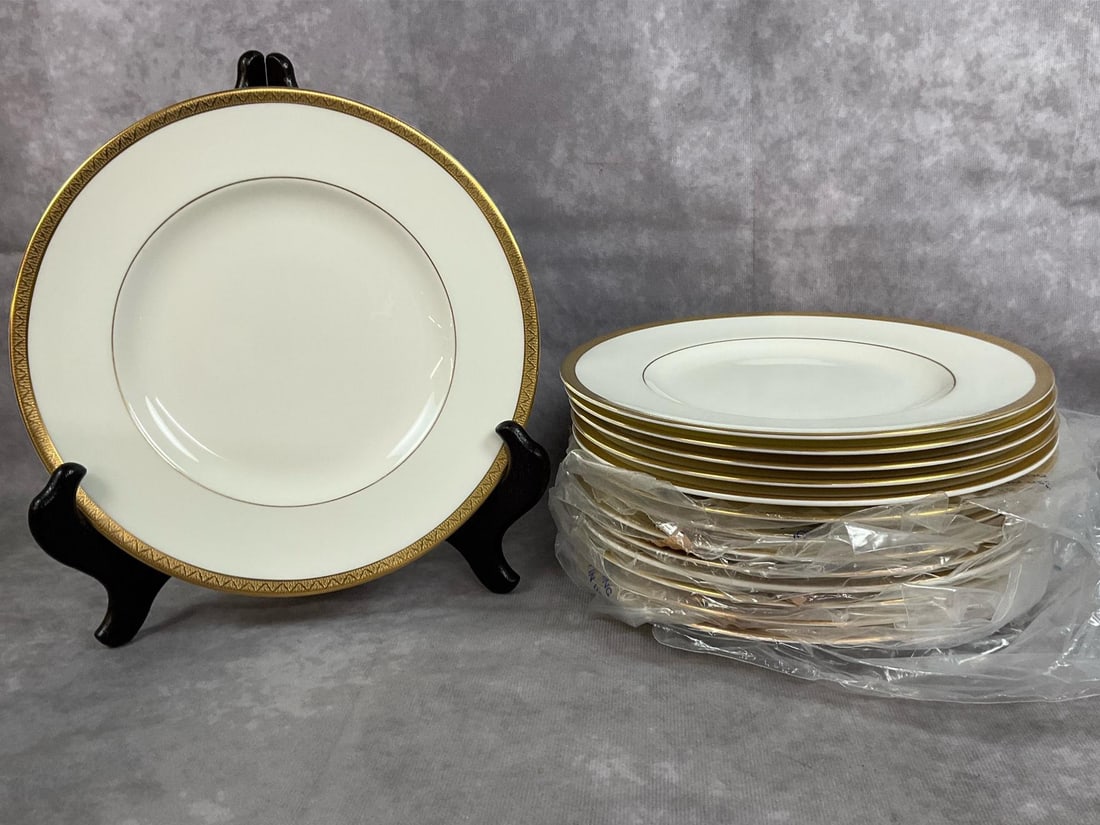 Royal Worcester Fine China - 4