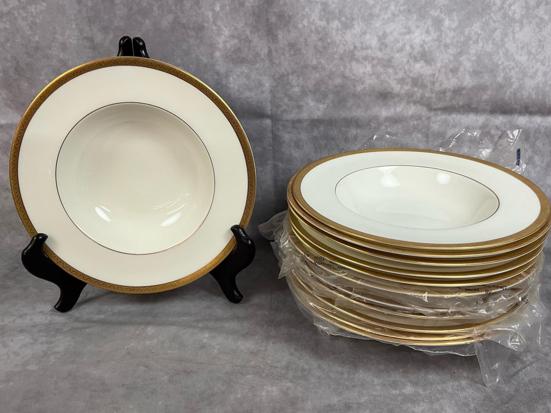 Royal Worcester Fine China - 5