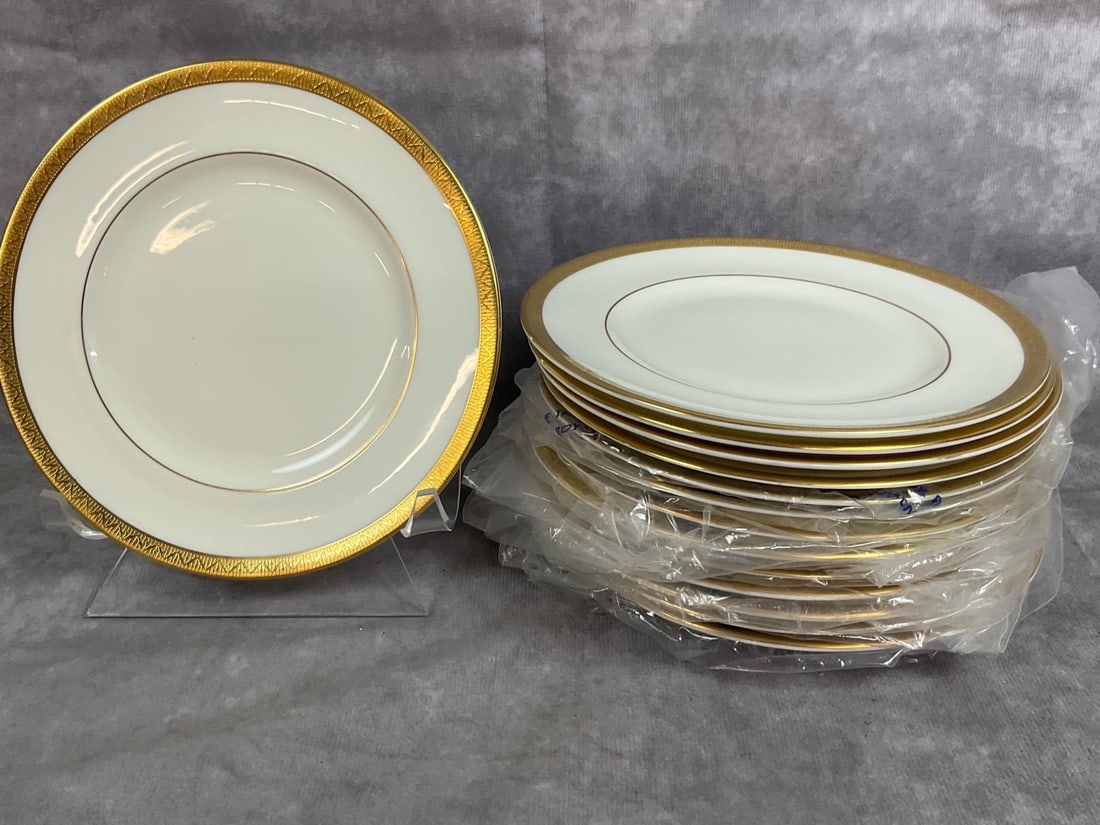 Royal Worcester Fine China - 6