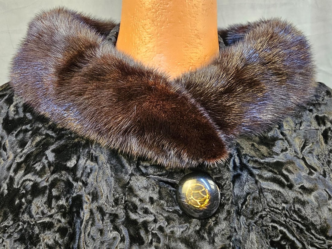 Lambs Wool Fur Coat - 2