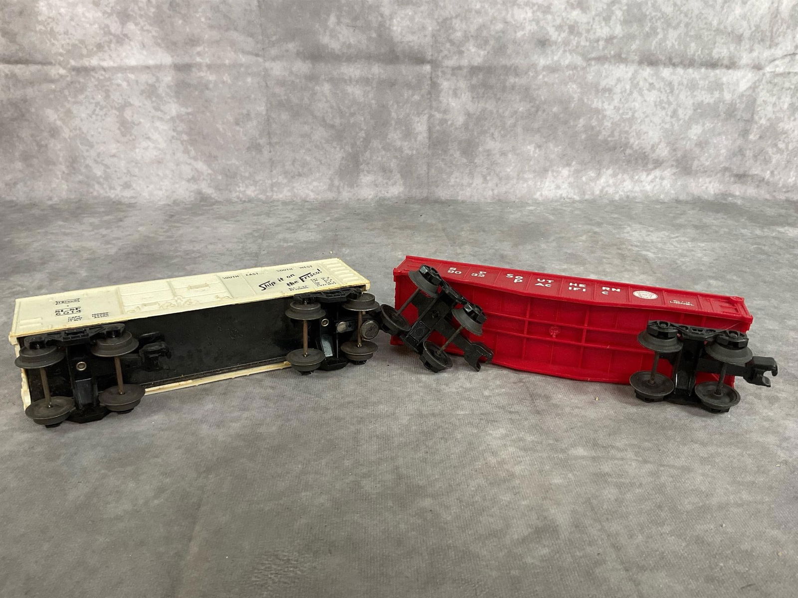 Lionel Vintage Train Set - 10