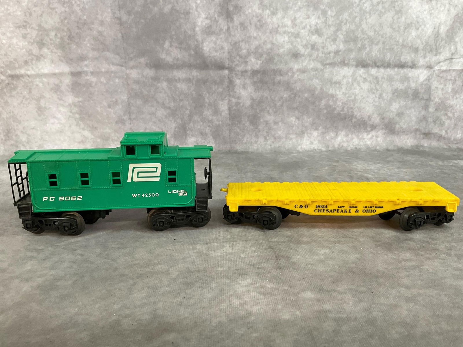 Lionel Vintage Train Set - 11