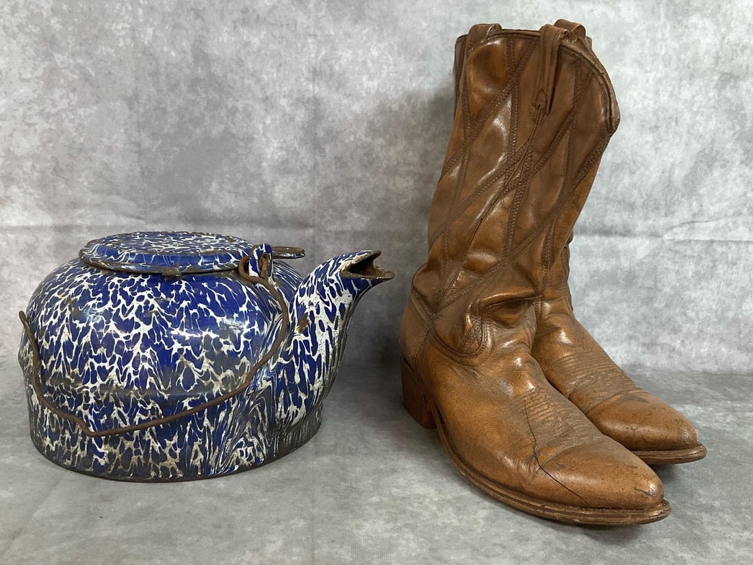 Vintage Tea Kettle & Cowboy Boots Planter: Two mid century items. Cobalt blue and white splatter Graniteware tea kettle by Wrought Iron Range Company. Also, Cowboy boots planter. Tea kettle has rust inside and out and the bale wire handle is