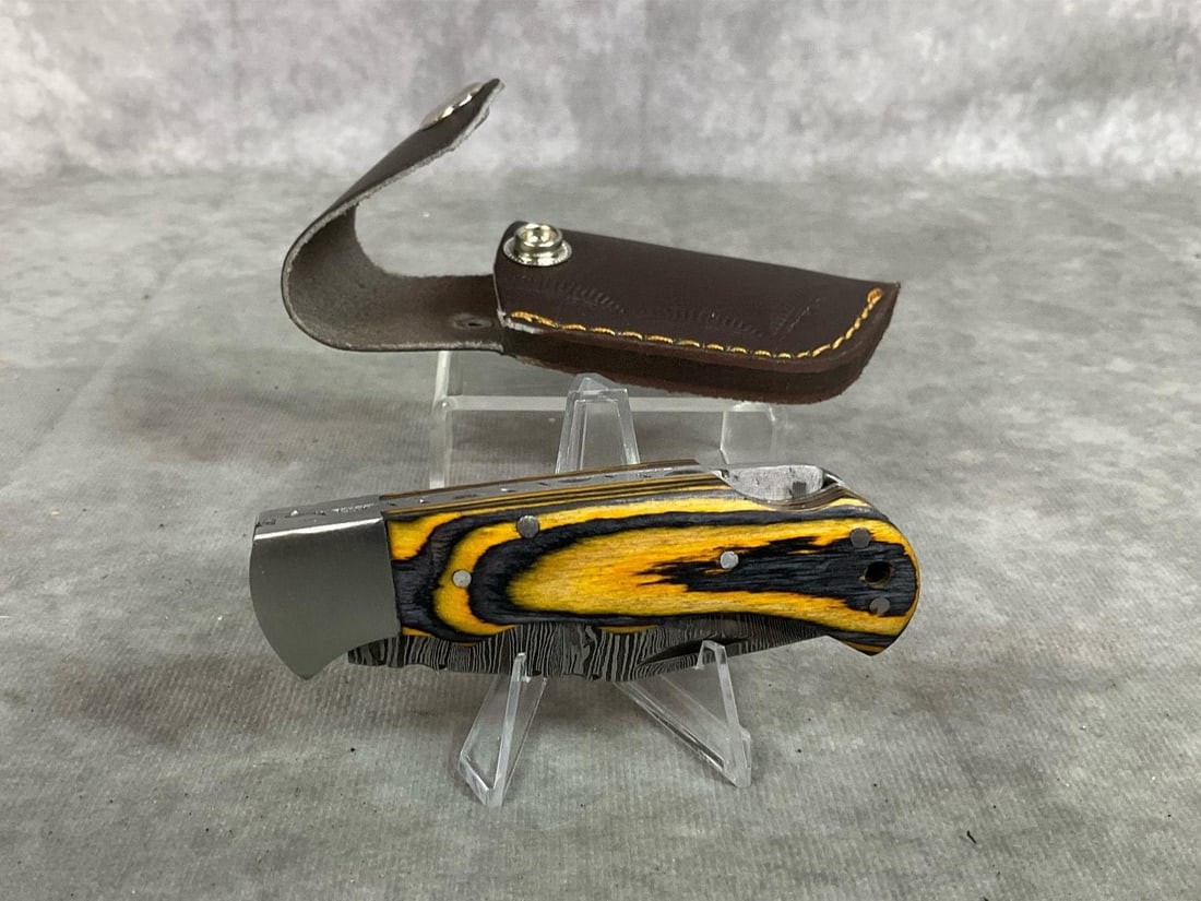 Assorted Knives - 19