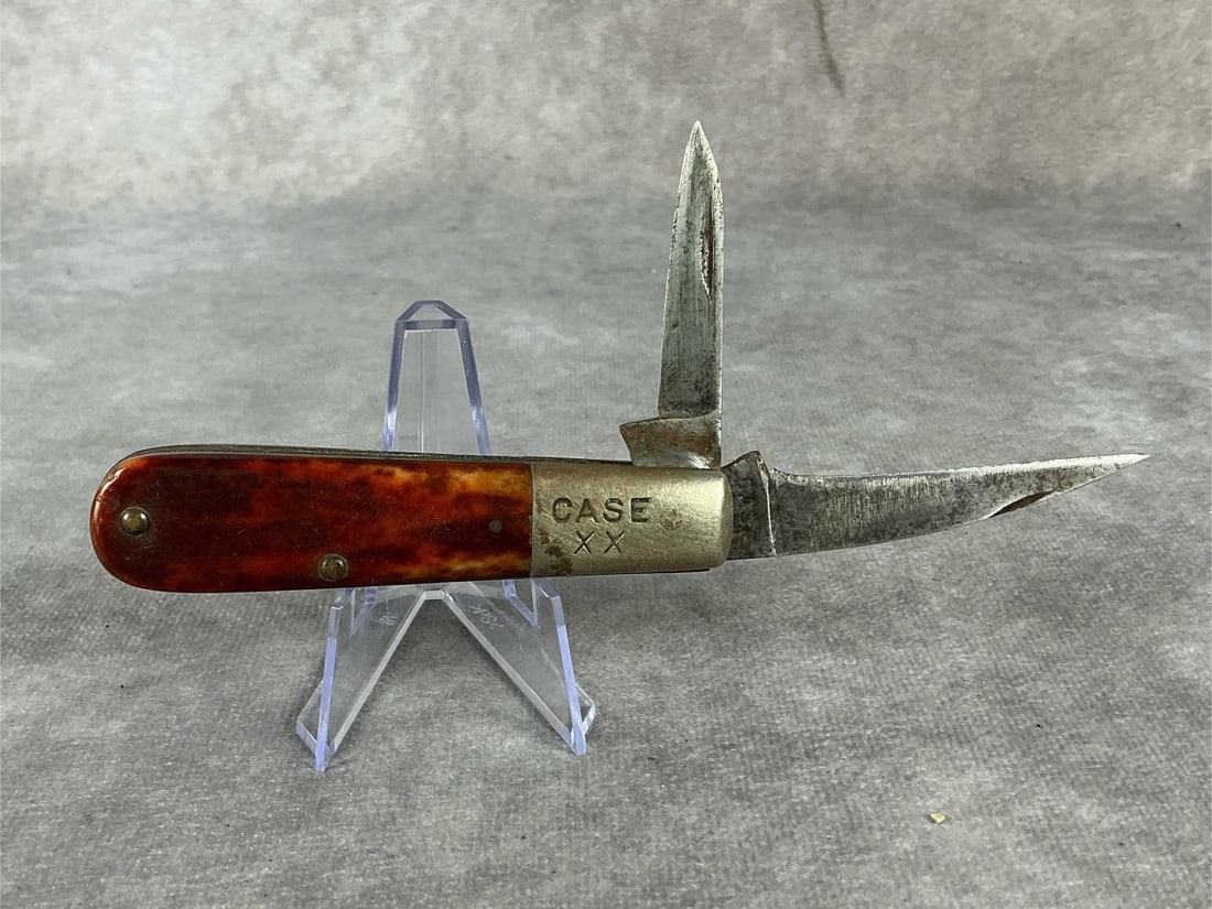 Case and Schrade Knives - 2