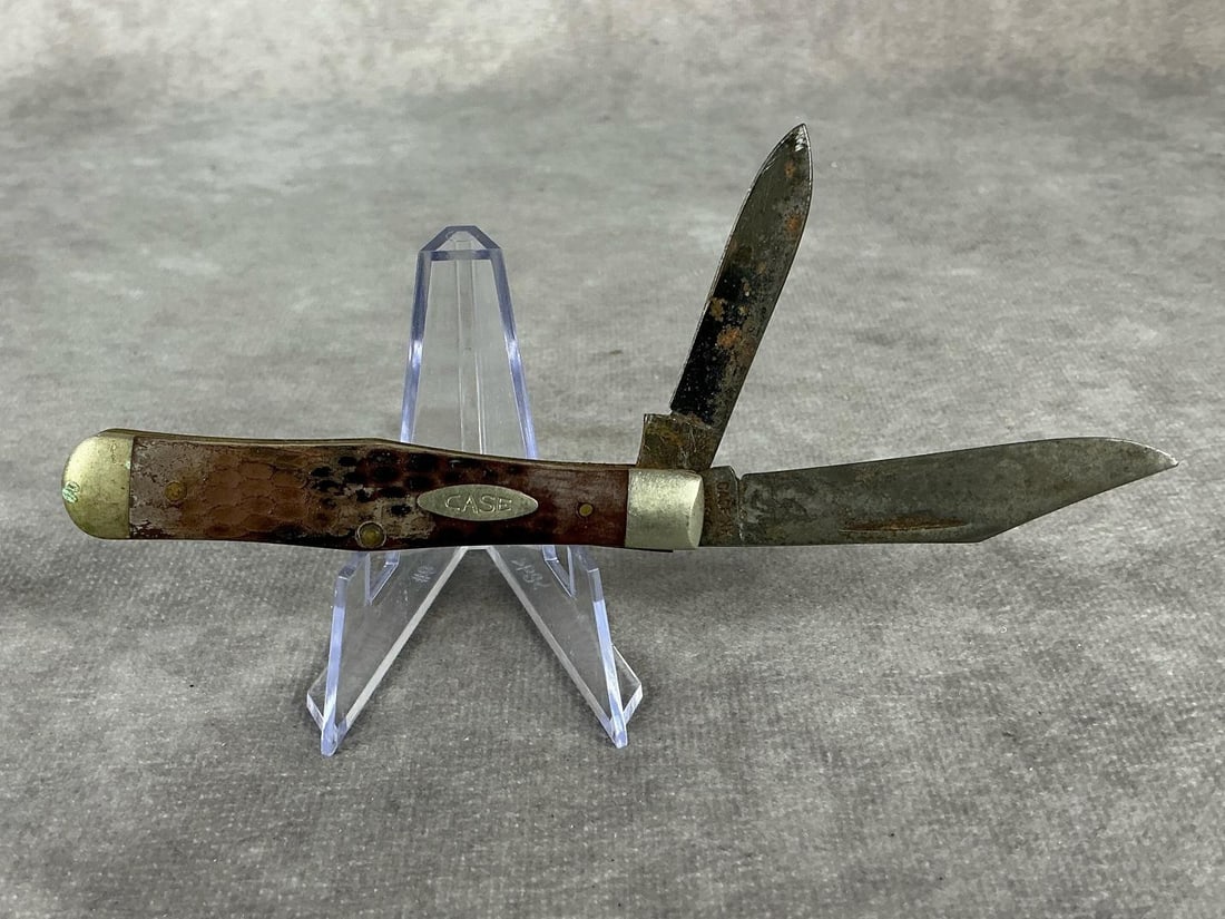 Case and Schrade Knives - 5