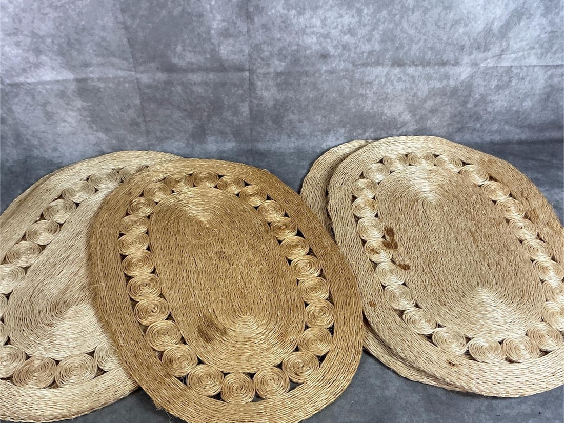 Table Clothes, Placemats, Spreads, & More - 2