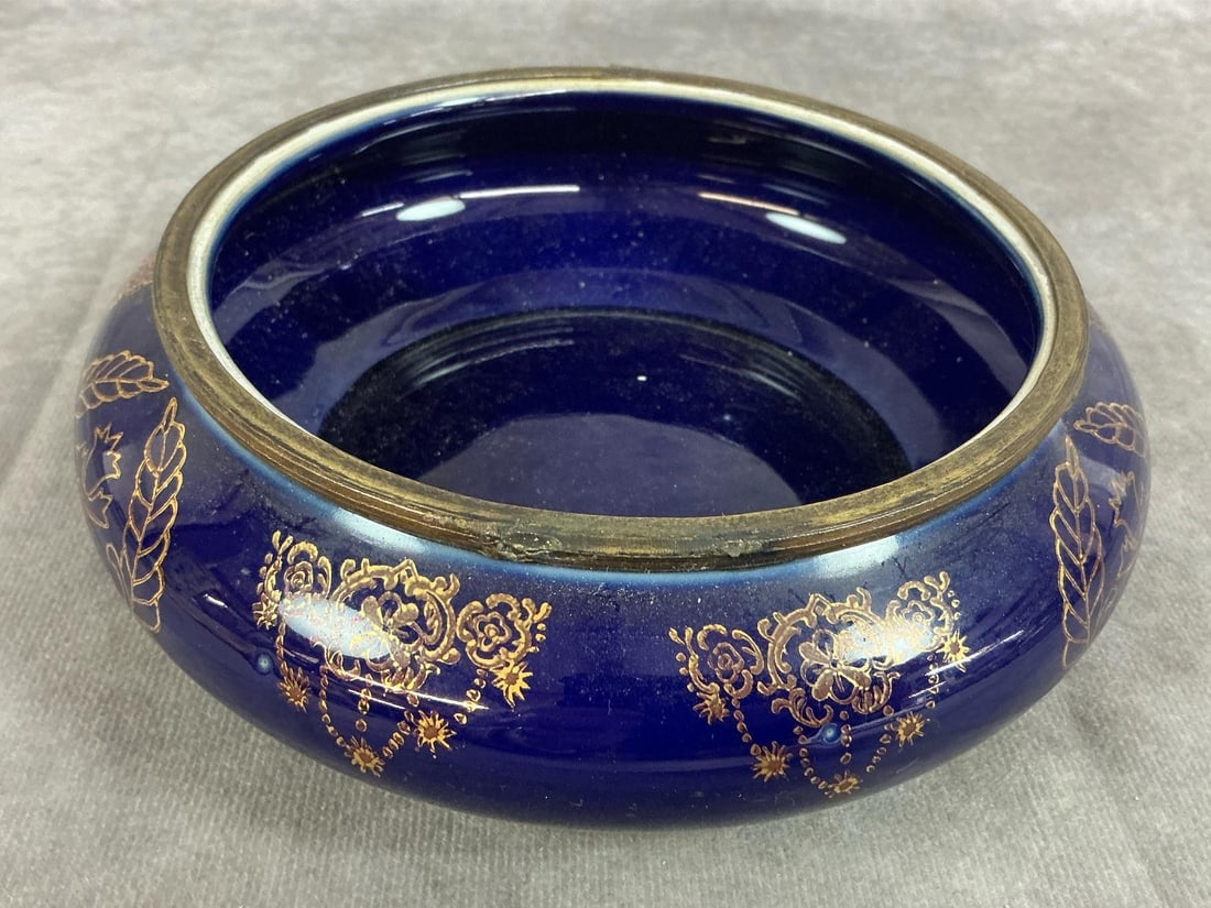 Asian Vases & Boxes - 8