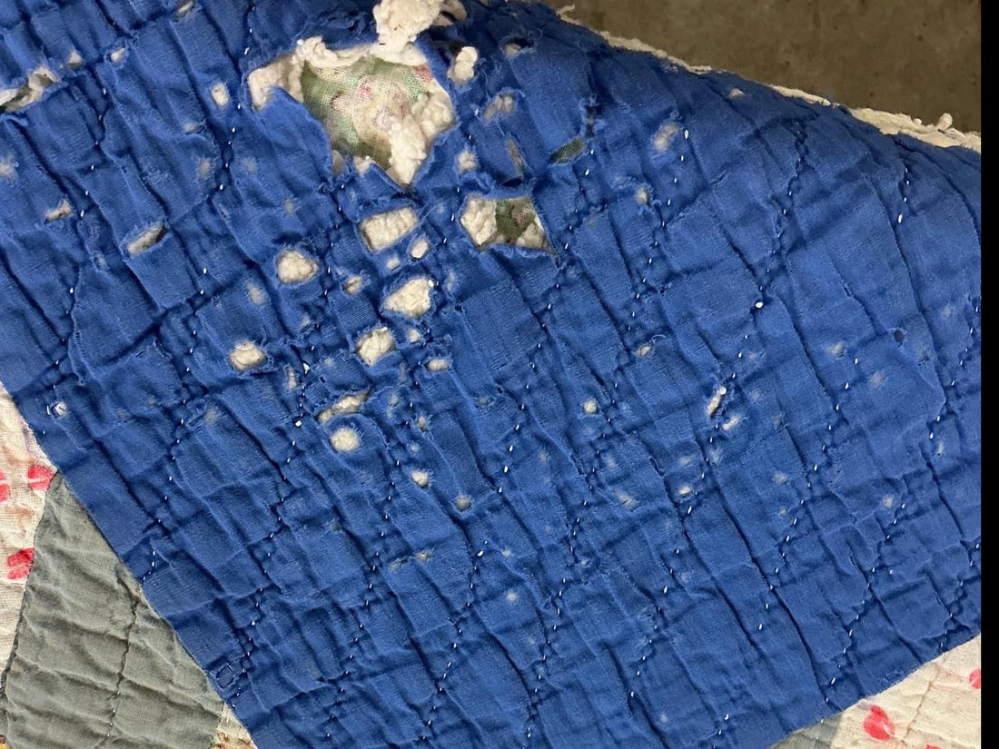 Star Pattern Quilt - 4