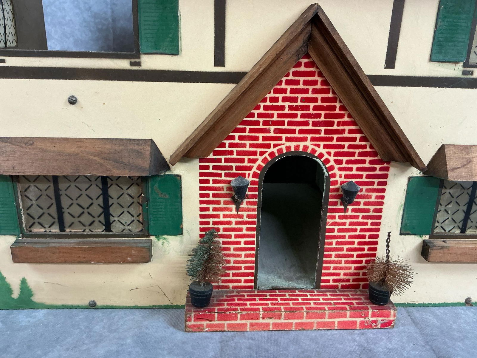 Vintage Doll House - 2