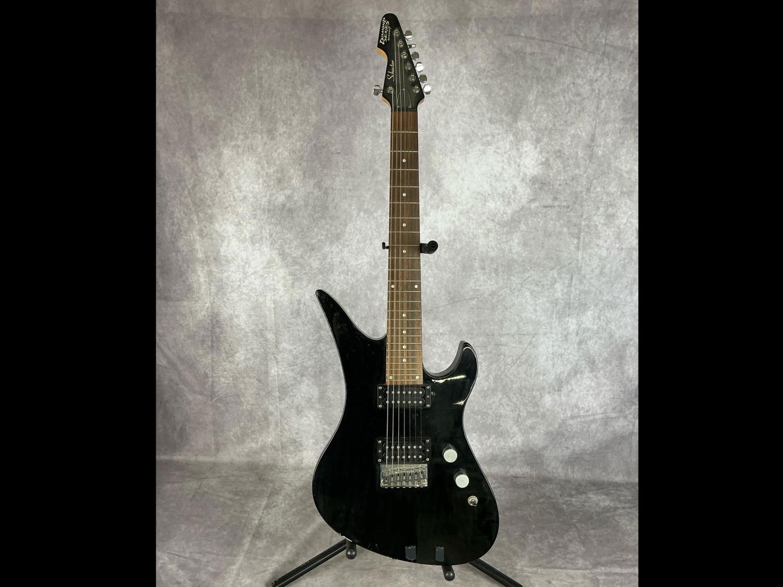Schecter Diamond Series 7 String Electric Guitar (1 of 20)