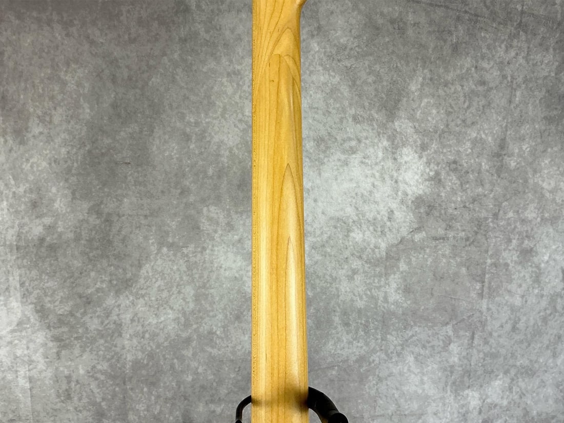 Gibson Epiphone Four String Bass - 16