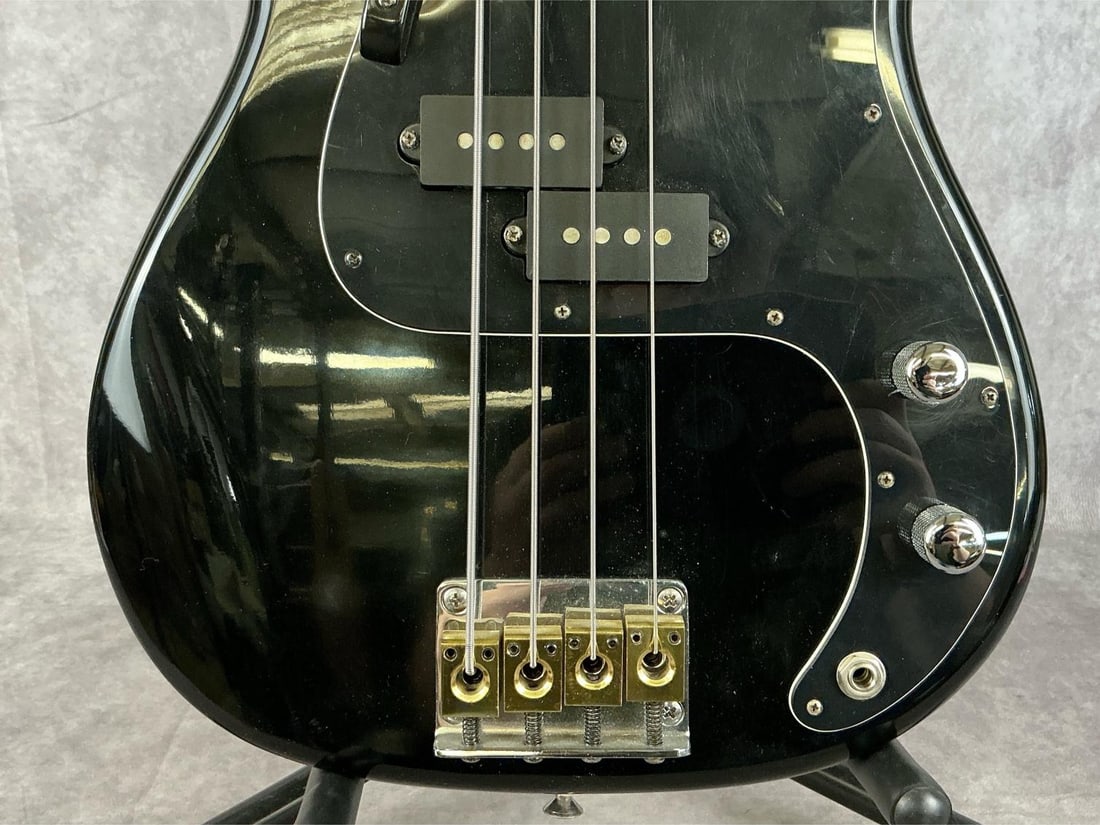 Gibson Epiphone Four String Bass - 4