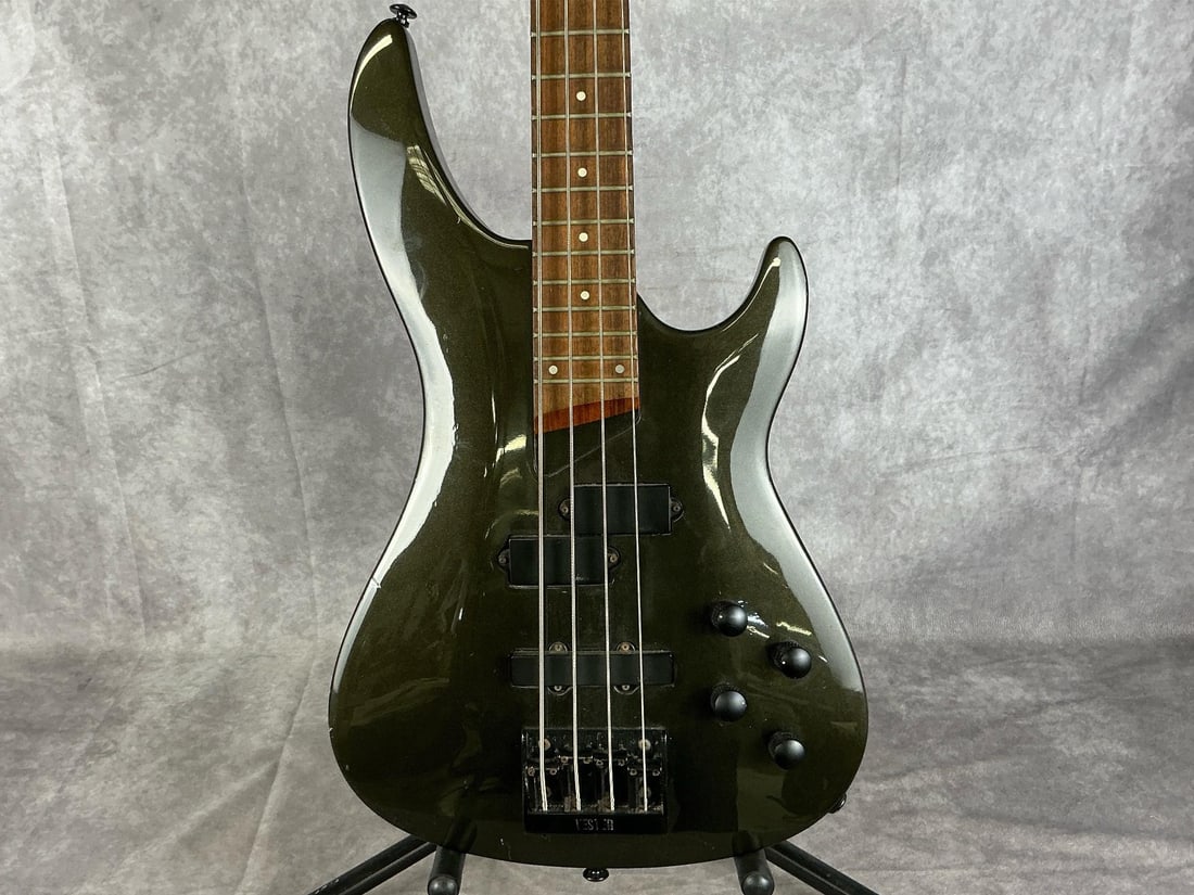 Vester Four String Bass - 3