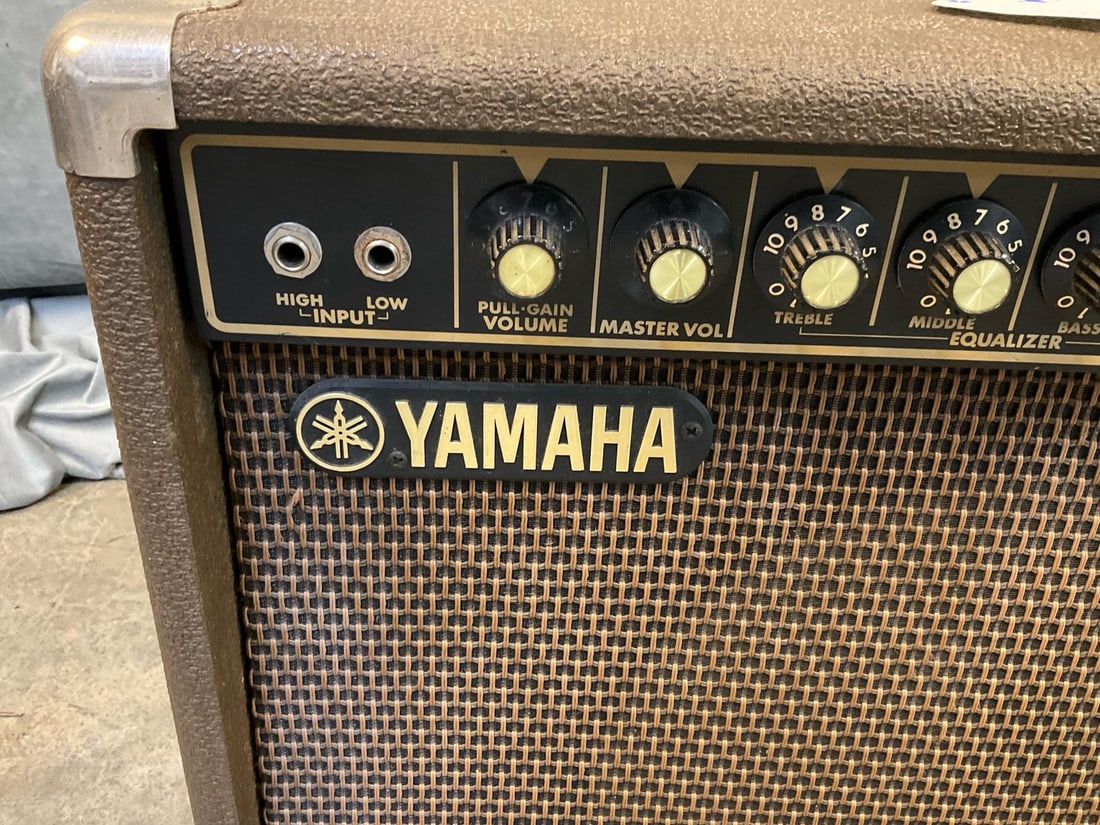 Yamaha Amp - 2
