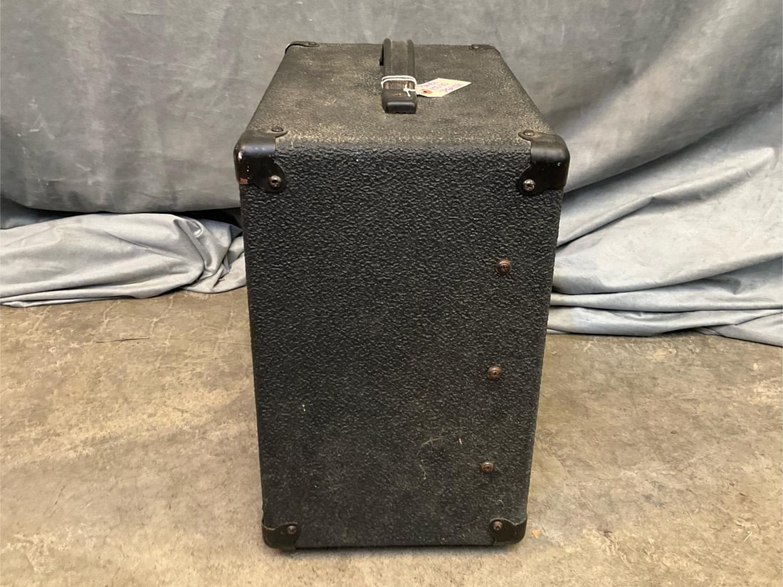 Peavey Speakers Pair - 3