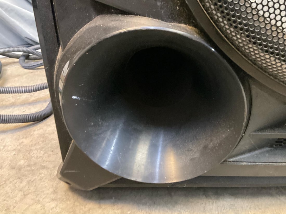 Samsung Speakers - 7