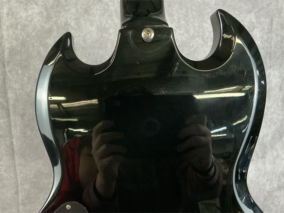 Epiphone SG Electric Bass - 12