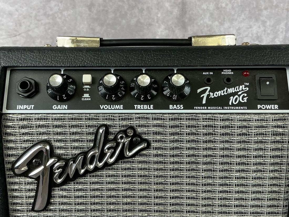Fender Frontman 10G Amp - 2