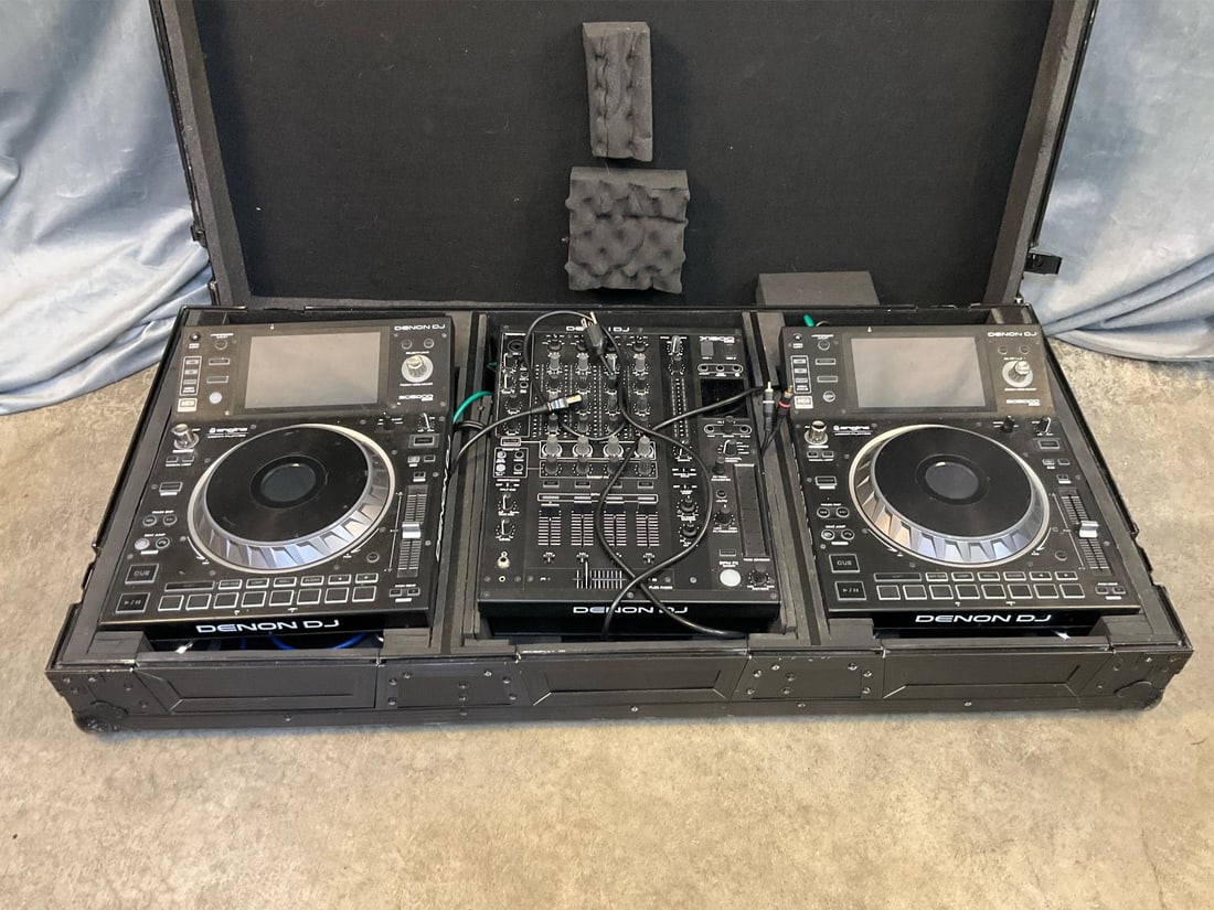 Denon DJ Board - 4