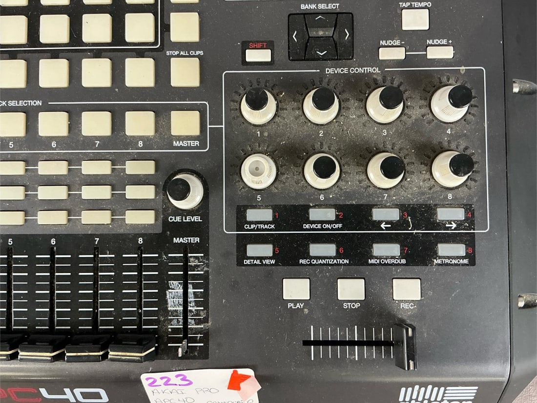 Akai Pro APC 40 Controller - 4