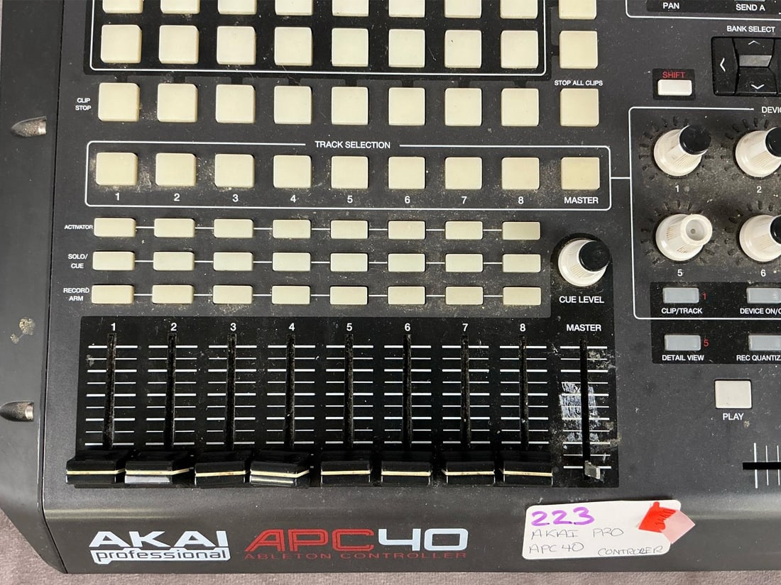 Akai Pro APC 40 Controller - 5
