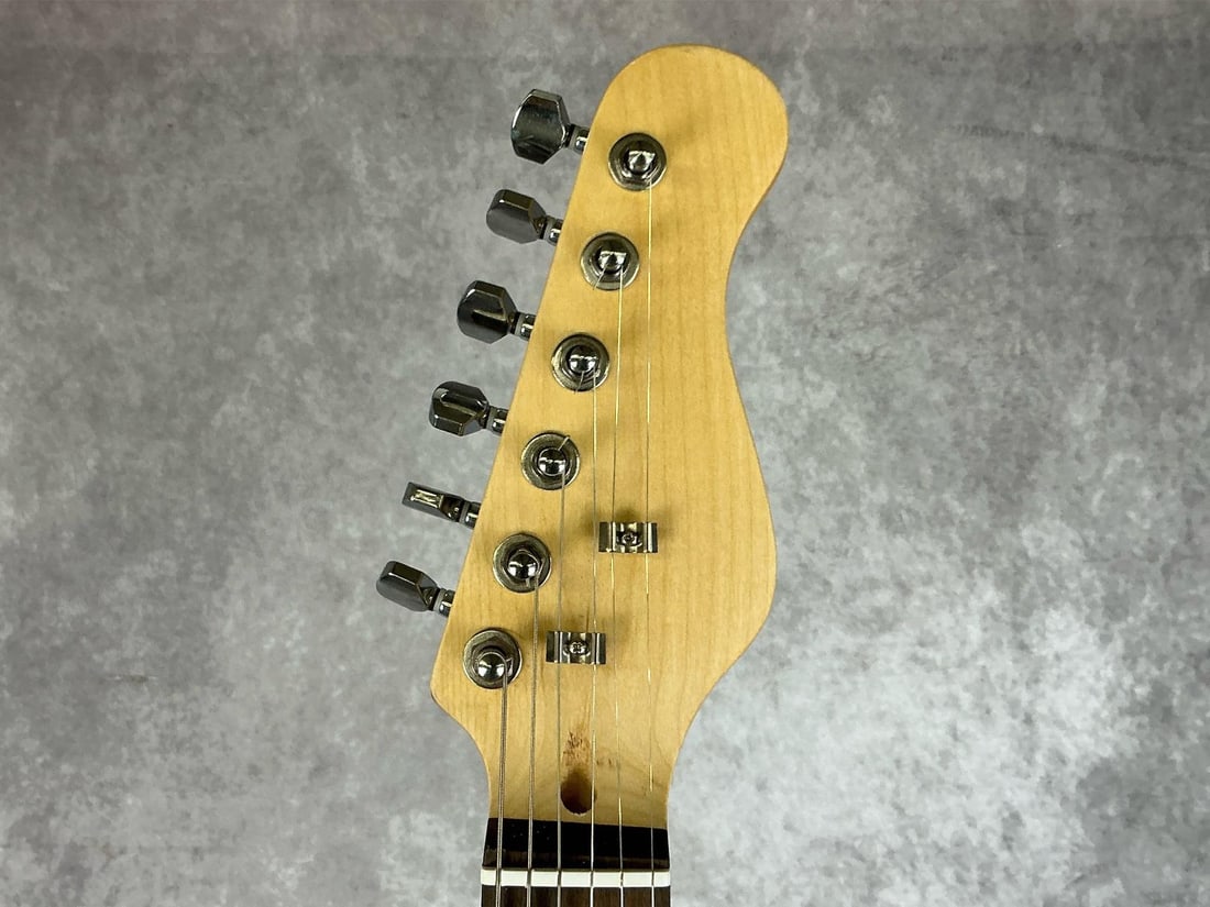 Custom Stratocaster Electric Guitar - 8