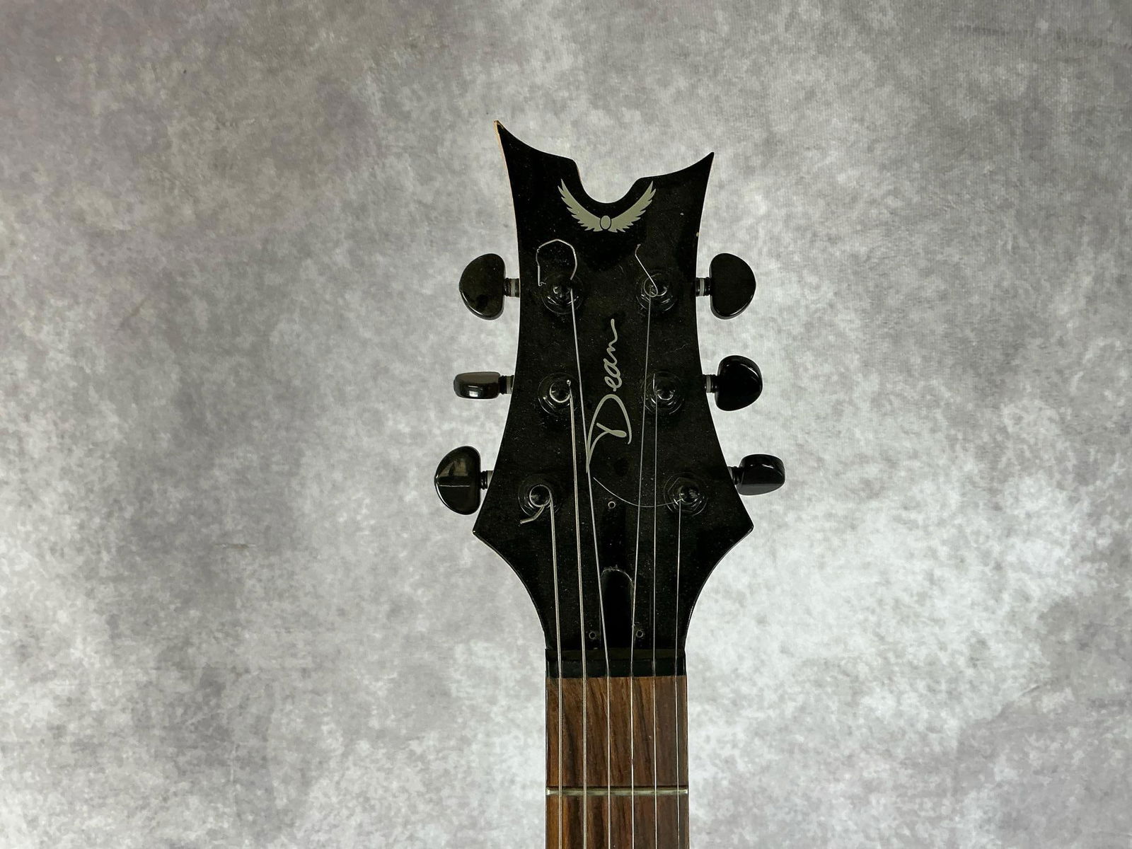 Dean Stratocaster Guitar - 8