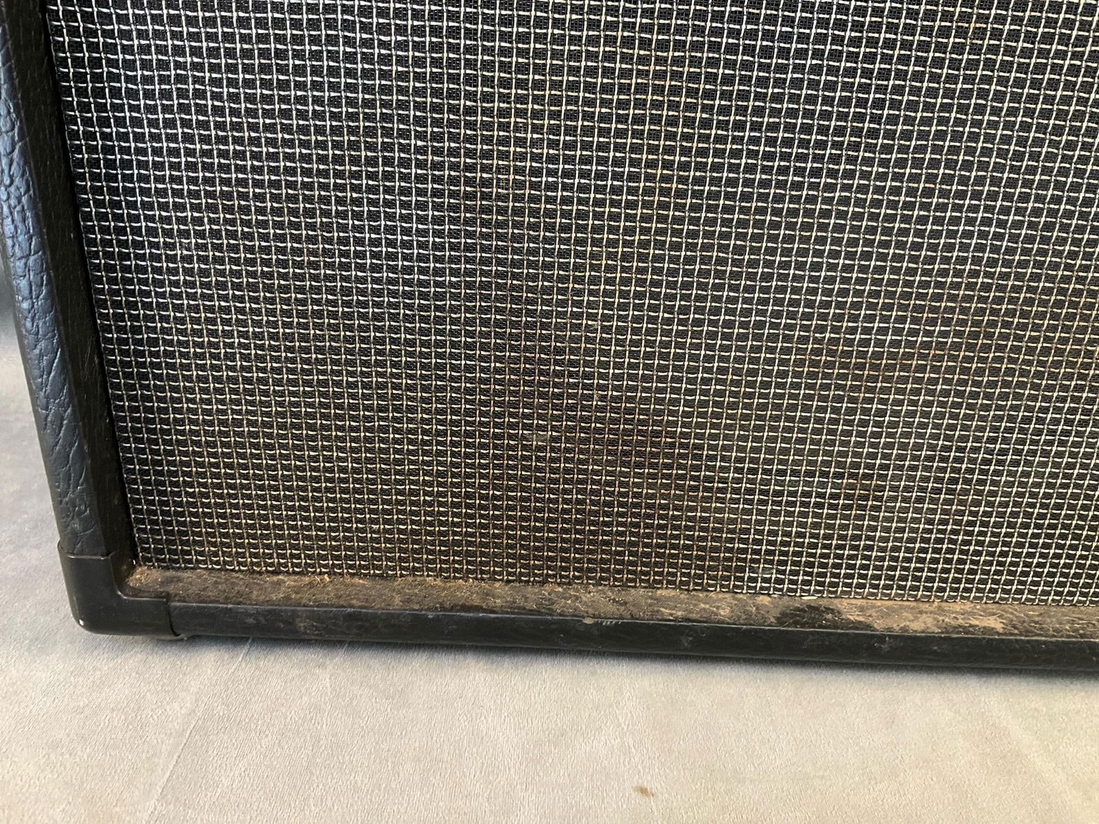Peavey Amplifier - 5