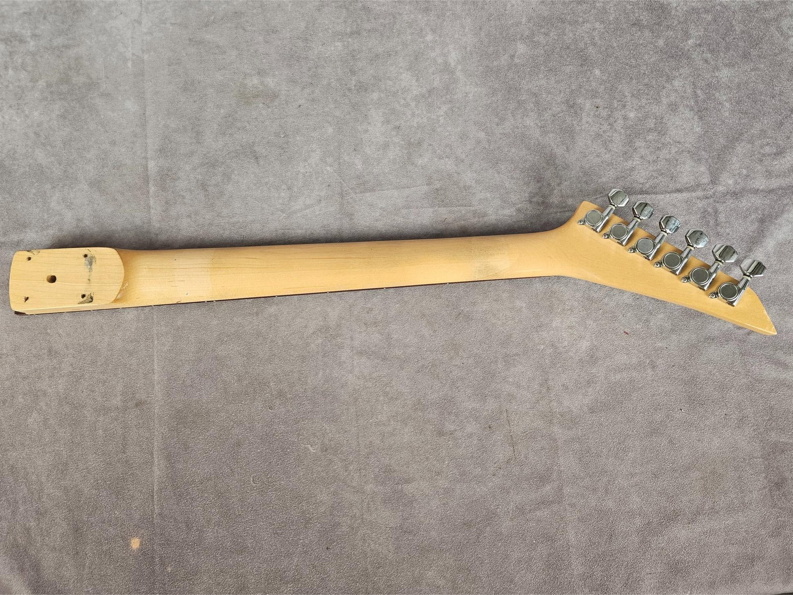 Jackson Electric Guitar - 16