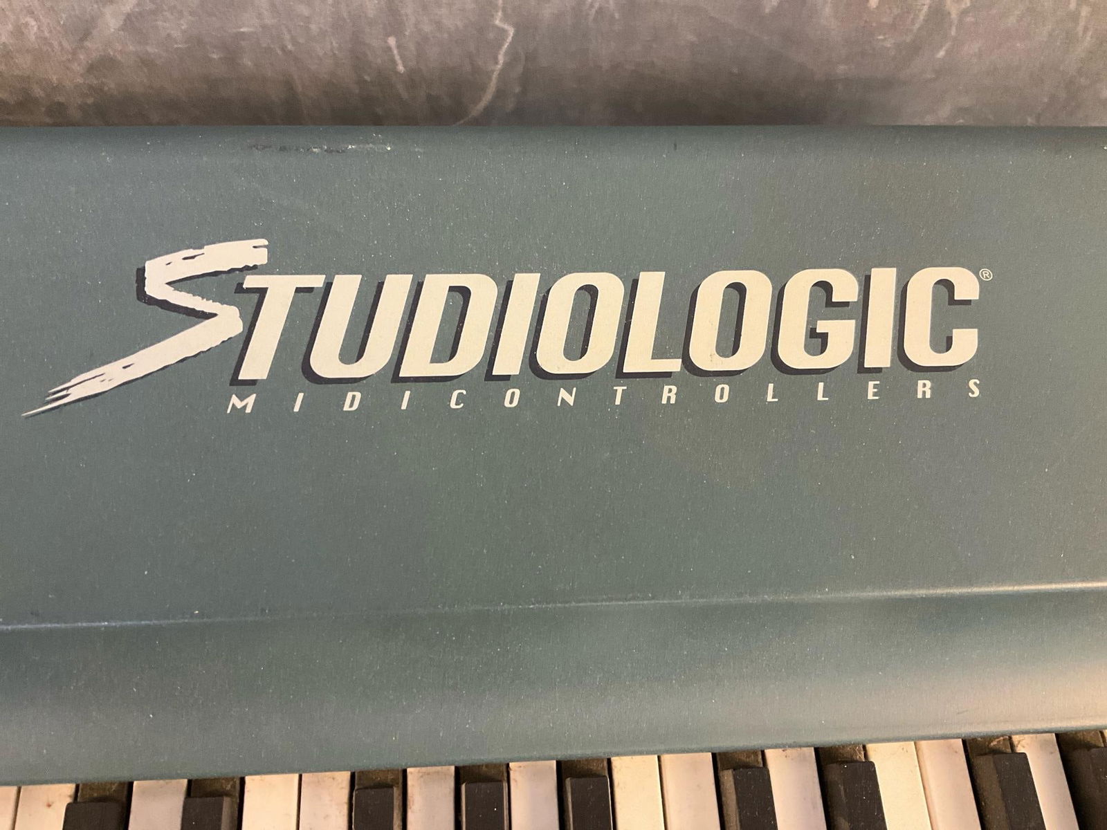 Electronic Piano - 3