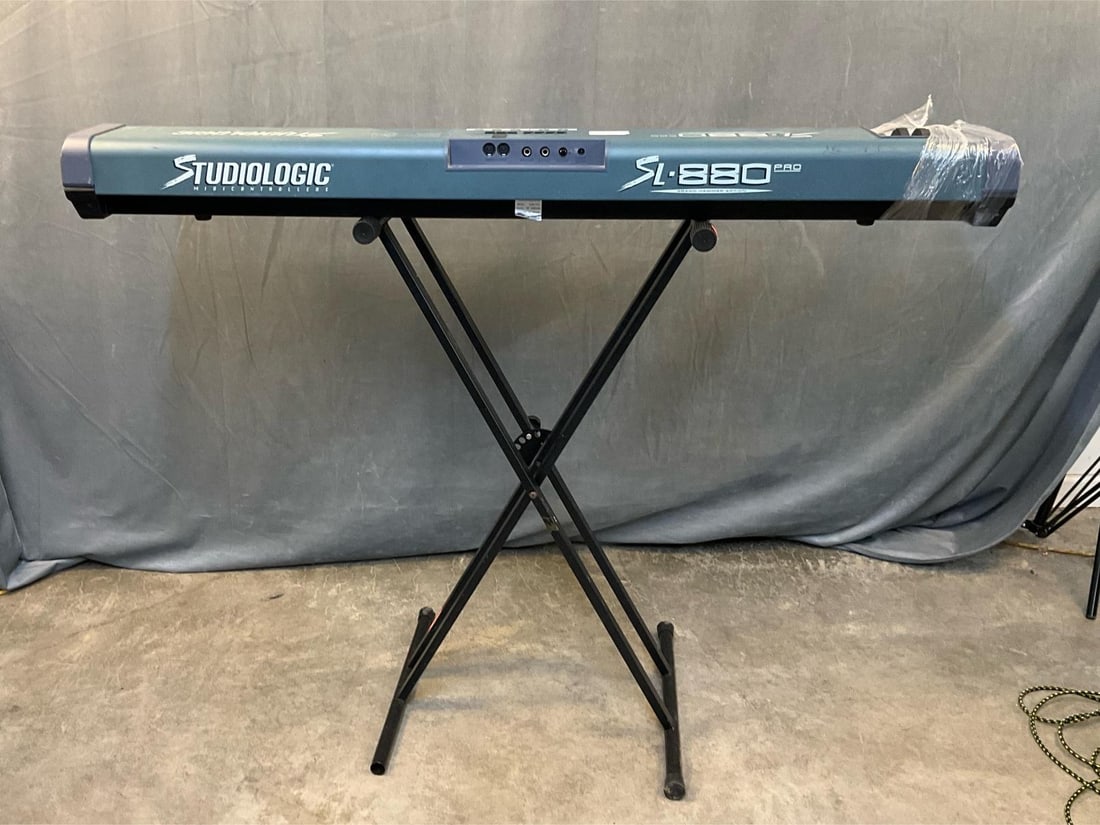 Electronic Piano - 7