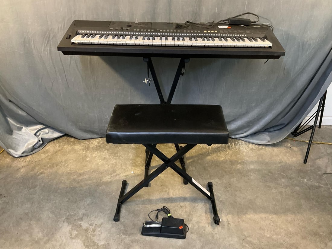 Yamaha Keyboard - 2